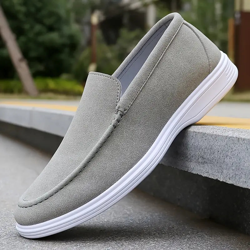 Elegantes mocasines para hombre