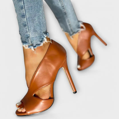 Sandalias de Moda con Tacón Elegante