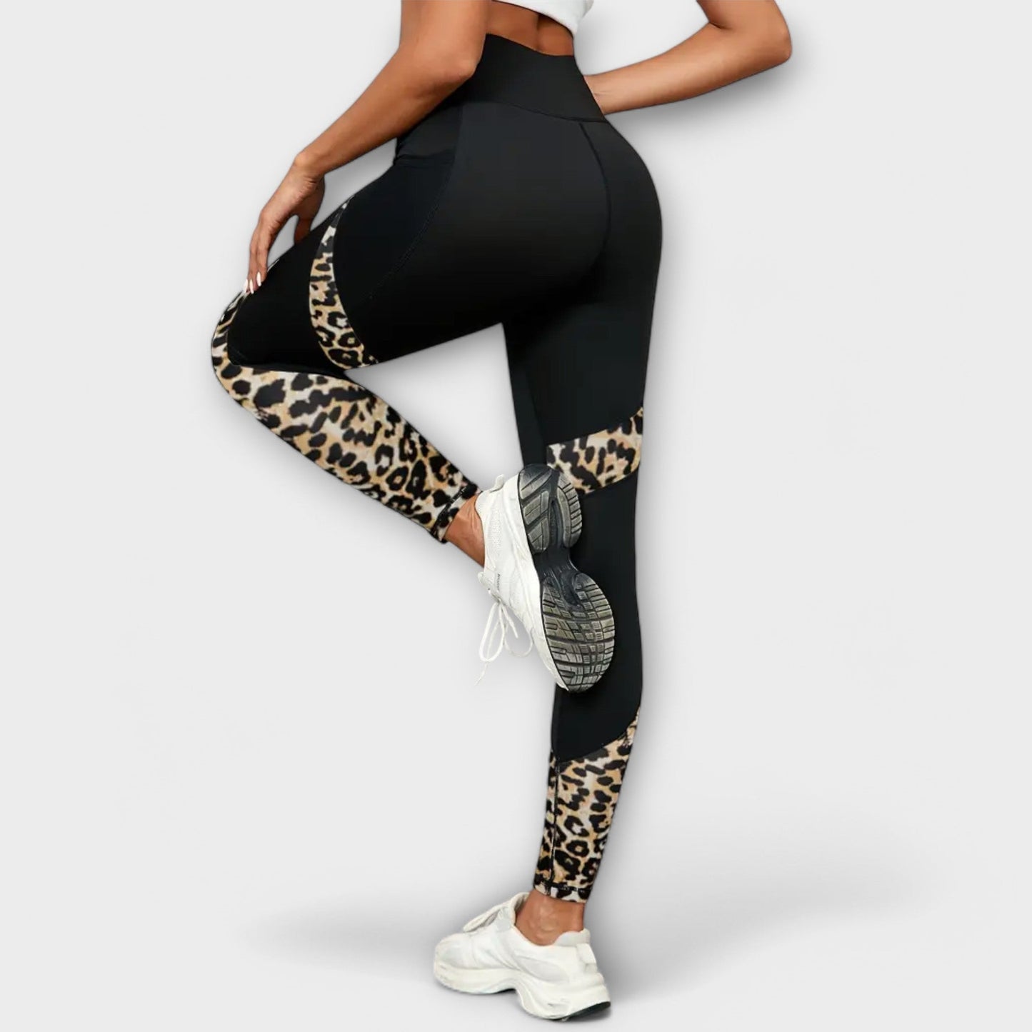 Pantalones de entrenamiento de talle alto con estampado de leopardo