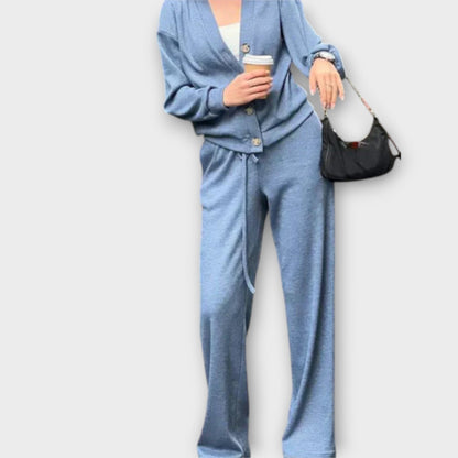 Chantal – Conjunto de Cárdigan y Pantalones