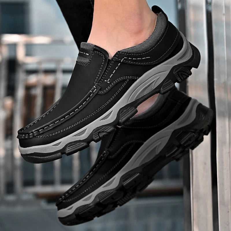 Elegantes zapatos de piel sin cordones