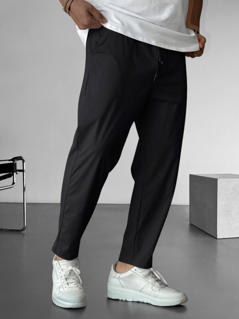 Elegantes pantalones ajustados con cordón