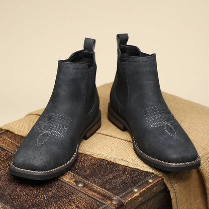 Elegantes botas de piel para hombre