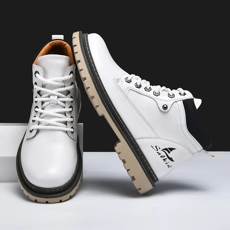 Elegantes botas de piel